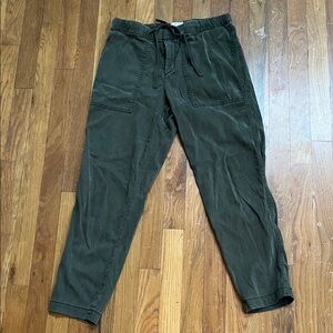Lou & Grey Lyocell Green Casual Pants